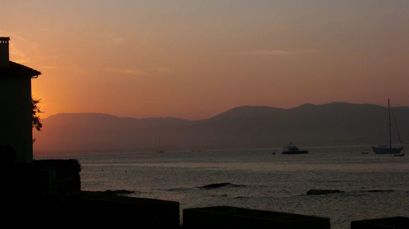 Image and video hosting by TinyPic