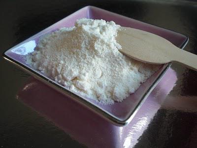 Poudre de bain moussante au lait