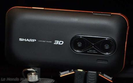 IFA 2010 : Sharp expose ses prototypes d’appareil photo numérique 3D et de vidéoprojecteur 3D