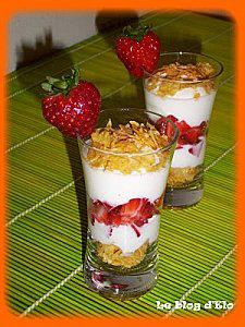Verrines céréales - fraises - fromage...