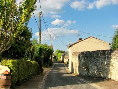 ..Promenons-nous....à Sanziers...