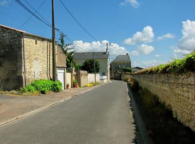 ..Promenons-nous....à Sanziers...