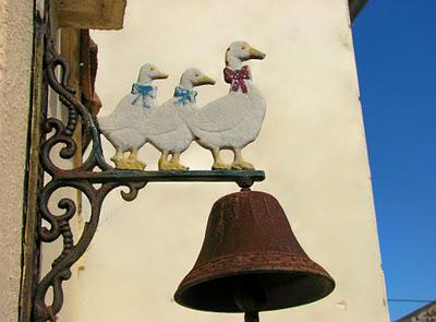 ..Promenons-nous....à Sanziers...