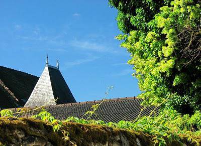 ..Promenons-nous....à Sanziers...