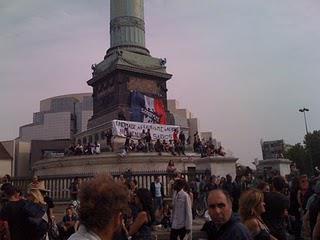 La différence entre un ouvrier et un patron : VIDEO photos pour la Manif contre le racisme d'état du 4 sept 2010 sans commentaires