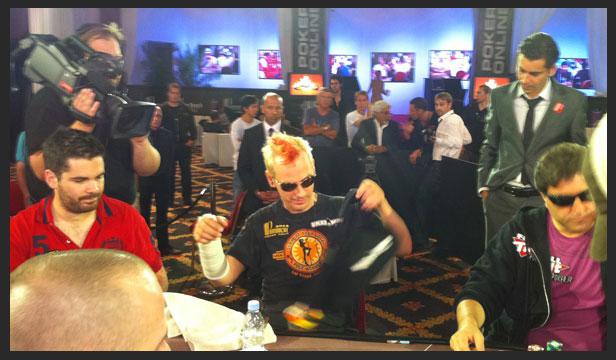 Phil Laak sort en 15è position