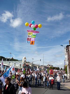 Ils étaient des milliers dans les rues d'Evreux pour défendre la retraite à 60 ans