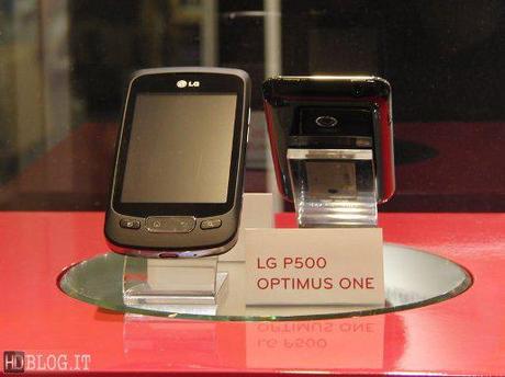 Les LG Optimus Chic et Optimus One en photo