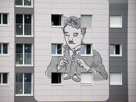 Vevey: les fresques de Chaplin sont enfin visibles