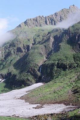 Des cimes, des forêts, le déluge et des hommes (Vallée du Nujiang, 3/?)