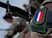Français battent contre militaires français alliés Afghanistan