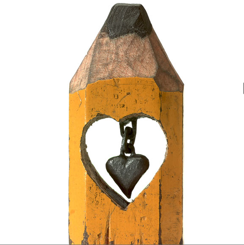 Sculpteur sur mines de crayon