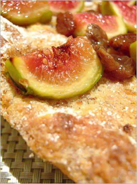 Tarte aux Figues Blanches Crème de Noisettes & Pignons 