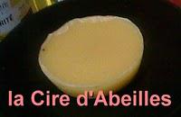 Fonte de la Cire d'Abeilles Brute