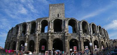Nîmes contre Arles