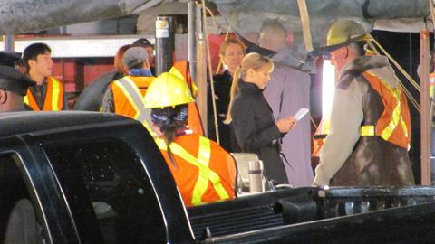 Fringe saison 3 ... Les photos du tournage du 11 septembre