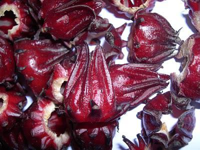 Infusion d'hibiscus Roselle à la menthe