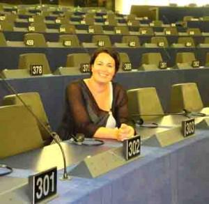 ps-estelle-grelier-eurodeputee-socialiste-portas-fonds-mondialisation-blog76