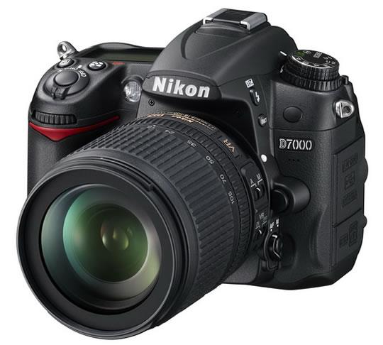 Nikon officialise le D7000