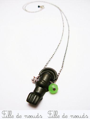 bijoux-jouets-collier-bras-armure-copie-1.jpg