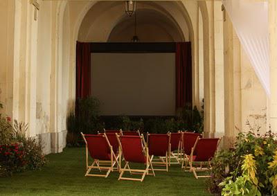 Le Livre s'installe sur la Place