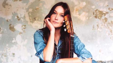 Carla Bruni sera bien dans le prochain Woody Allen