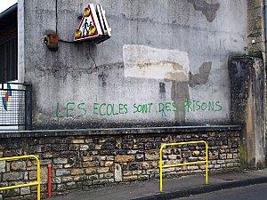 écoles sont des prisons