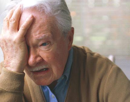 quelles sont les causes symptômes de la maladie Alzheimer