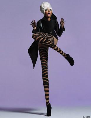 Pix de Nicky Minaj dans Out magazine