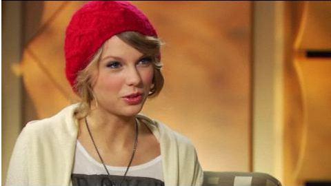 Taylor Swift ... Elle vous présente son groupe (vidéo)