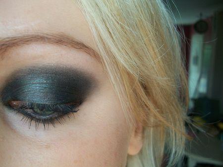 make_up_049