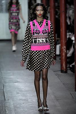 Giles Deacon-