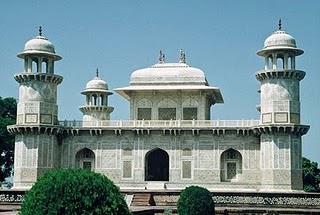 Agra, 25 septembre 1992