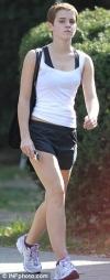 Emma Watson fait son sport sur le campus de son université