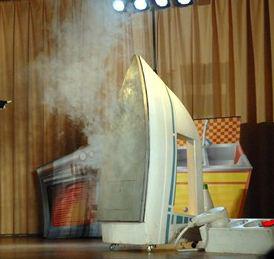 Douala: Un fer à repasser à l'origine d'un incendie au Marché Bonamoussadi 