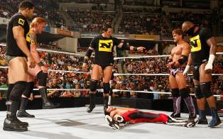 Evan Bourne tabassé par les Nexus