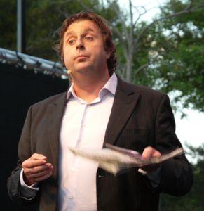 Demain à MONDRAGON !