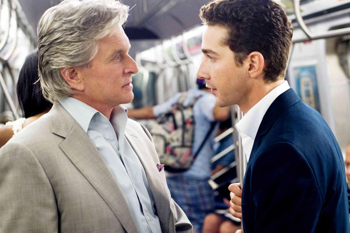 Michael Douglas et Shia LaBeouf. Twentieth Century Fox France