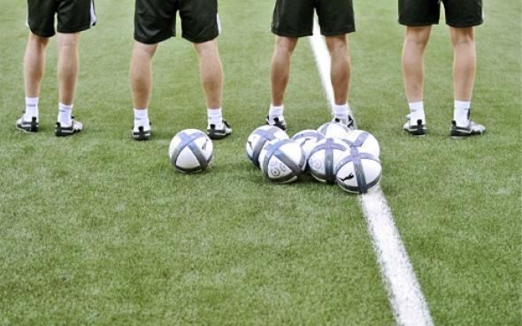 Les gays et le sport ne font pas bon ménage: témoignage de sportifs sur 20 minutes aquitaine.