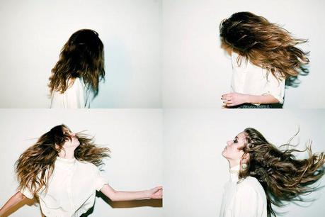 Sunday Girl: Stop Hey (Sunday Girl Vs. Rusko) - Stream
Elle...