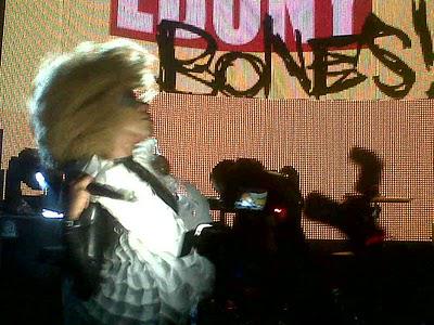 Ebony Bones Live-