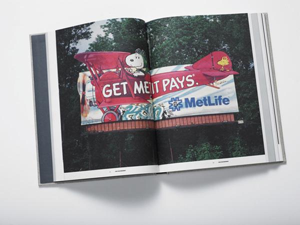 KAWS BOOK BY RIZZOLI – PREVIEW