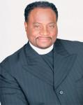 Eddie Long, pasteur de The New Birth Missionary Baptist Church à Atlanta 1.jpg