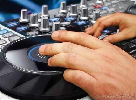 Nouvelle console de mixage Hercules DJ Console 4-Mx