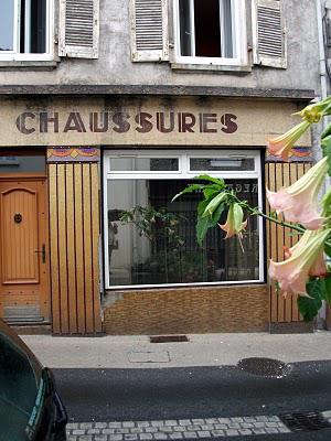 Ancienne Boutique de Chausseur .