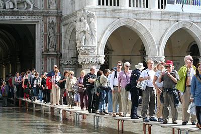 Acqua alta hier Place Saint Marc à Venise