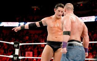 Wade Barrett contraint John Cena à abandonner