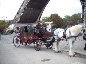 tourisme___la_tour_Eiffel_048