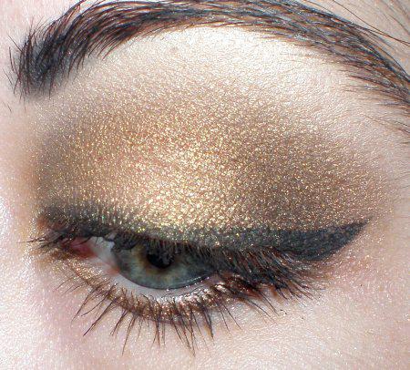 Make Up #75 : Camaïeu de brun doré