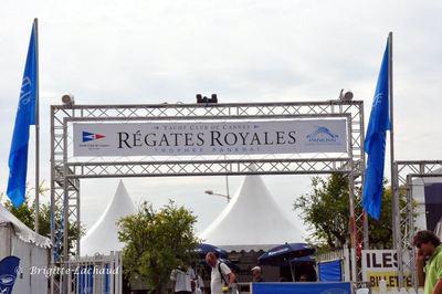 REGATES ROYALES DANS LA BAIE DE CANNES